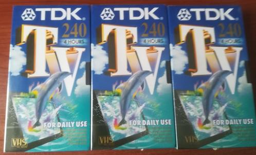 TDK E-240TVED VHS VIDEOCASETTES (NIEUW), CD & DVD, VHS | Film, Neuf, dans son emballage, Enlèvement ou Envoi