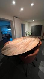 Ovalen tafel met 6 stoelen. 250 x 128 x 77. Perfecte staat, Huis en Inrichting, Tafels | Eettafels, Ophalen, Zo goed als nieuw