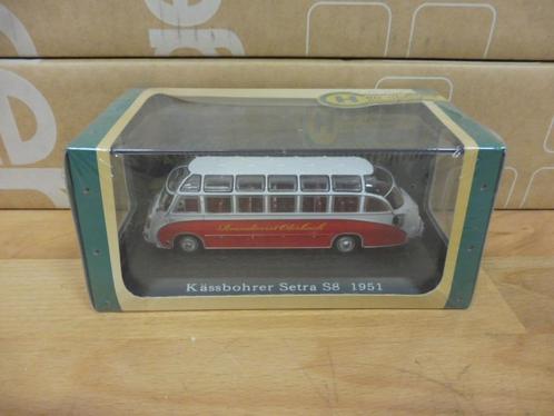 1:72 Atlas Bus Collection Kässbohrer Setra S8 touringcar, Hobby en Vrije tijd, Modelauto's | Overige schalen, Zo goed als nieuw