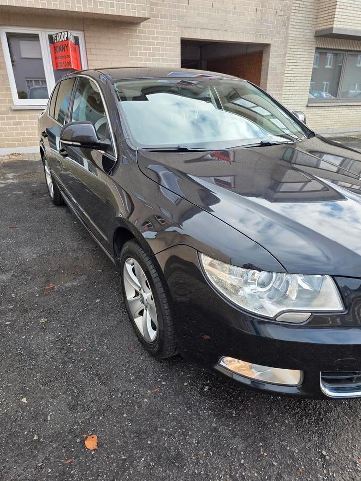Skoda Superb 2012 1.4TSI essence, Autos, Skoda, Superb, ABS, Airbags, Air conditionné, Bluetooth, Feux de virage, Verrouillage central