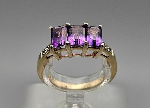 Gouden Vintage ring edelsteen amethist en diamant. 2025/162, Handtassen en Accessoires, Ringen, Zo goed als nieuw, Dame, 17 tot 18
