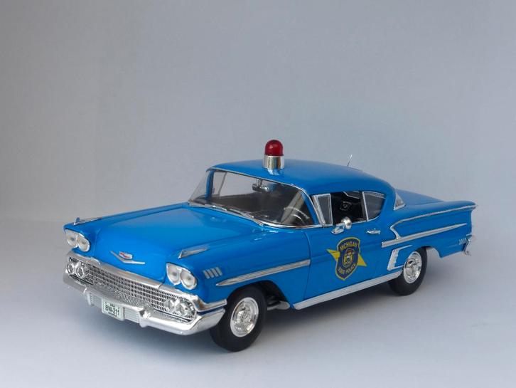Chevrolet Impala 1958 - ERTL 1/18, Hobby en Vrije tijd, Modelauto's | 1:18, Auto, ERTL, Ophalen