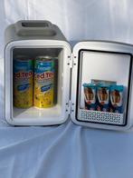 Mini Koelkast 4L Grijs & Roos– Koel & Warm – Drank & Cosmeti, Elektronische apparatuur, Koelkasten en IJskasten, Zonder vriesvak