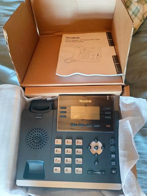 Yealink T42S splinternieuw in doos., Telecommunicatie, Datacommunicatie en VoIP, Zo goed als nieuw, Ophalen of Verzenden