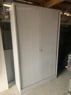 1 armoire bureau à volets, Maison & Meubles, Enlèvement, Avec roues, Utilisé, Bureau