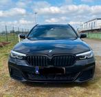 BMW  530e  Touring Aut. M-pack Keyless trekhaak., Auto's, BMW, Automaat, Achterwielaandrijving, Zwart, Leder