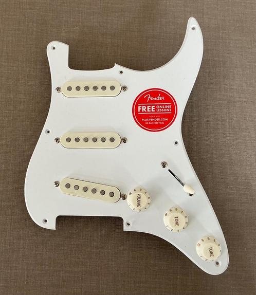 Fender Pre Wired Pickguard Strat nieuw, Muziek en Instrumenten, Instrumenten | Onderdelen, Nieuw, Elektrische gitaar, Ophalen of Verzenden