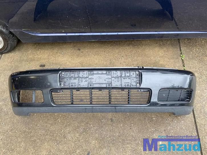 VW POLO 3 6V2 voorbumper zwart, Auto-onderdelen, Carrosserie, Bumper, Volkswagen, Voor, Gebruikt