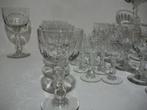 22 Vintage glazen geslepen glas wijn, water, likeur, Antiek en Kunst, Antiek | Glaswerk en Kristal, Ophalen