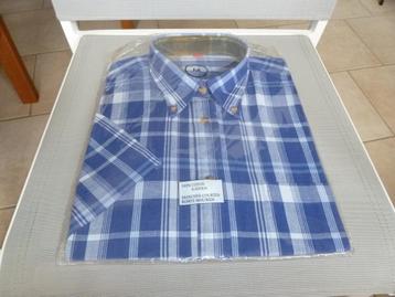 chemise bleue taille M