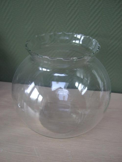 vase boule vaas haut 23, Huis en Inrichting, Woonaccessoires | Vazen, Gebruikt, Overige kleuren, Minder dan 50 cm, Glas, Ophalen