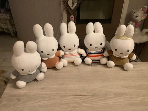 Nijntje verschillende pluche characters (25 cm) (Rammelaar), Kinderen en Baby's, Speelgoed | Knuffels en Pluche, Zo goed als nieuw