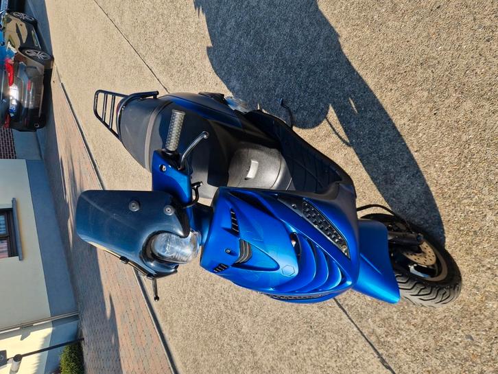Piaggo zip 4 takt, Fietsen en Brommers, Scooters | Piaggio, Zo goed als nieuw, Zip, Ophalen