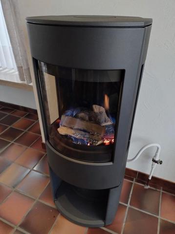 Gaskachel Dovre beschikbaar voor biedingen
