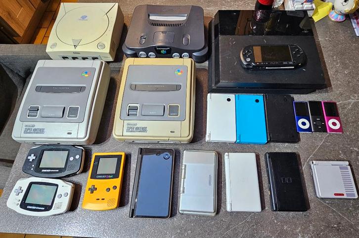 Nintendo Sega retrogameconsole collectie, Games en Spelcomputers, Spelcomputers | Nintendo 64, Gebruikt, Ophalen of Verzenden