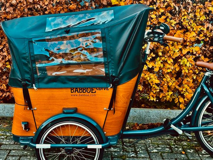 Babboe E-bakfiets Babboe Curve-E. Inclusief regenhuif, Vélos & Vélomoteurs, Vélos électriques, Comme neuf, Enlèvement ou Envoi
