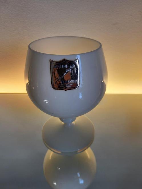 Opaline glazen Art Deco schaal op voet, Rupel, Booms glas, B, Antiek en Kunst, Antiek | Glaswerk en Kristal, Ophalen of Verzenden