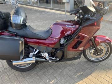 Kawasaki GTR 1000 gekeurt voor verkoop Oldtimer beschikbaar voor biedingen