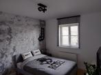 IKEA SLATTUM gestoffeerd bed

+ Ikea matras hamarvik, Ophalen, Gebruikt