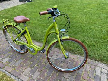 Damesfiets met lage opstap  beschikbaar voor biedingen