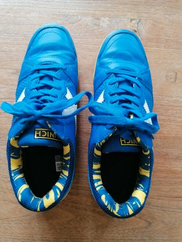 Hockey schoenen, stick, scheenbeschermers, kousen, Enlèvement ou Envoi, Comme neuf, Stick