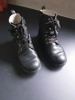 Korte laarsjes maat 32, Ophalen