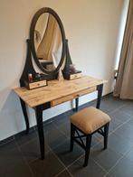 Make-up tafel met stoel, Huis en Inrichting, Tafels | Kaptafels, Zo goed als nieuw, Ophalen