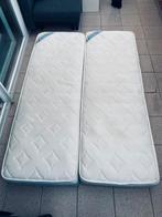 Matrassen 70 cm x 200 cm ; twee stuks, Huis en Inrichting, Ophalen, 70 cm of minder, Tweepersoons, Zo goed als nieuw