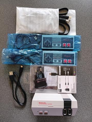 Nintendo Classic Mini met scherm en toebehoren, Enlèvement ou Envoi, Neuf, Avec 2 manettes, Avec jeux