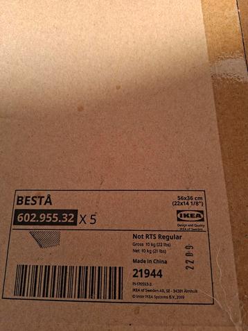 Ikea Besta 6 legplanken glas beschikbaar voor biedingen