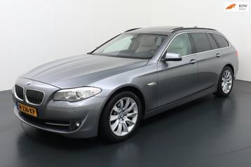 BMW 5-serie Touring 525d Tv, airco, softclose, panoramadak beschikbaar voor biedingen