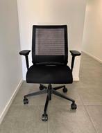 Ergonomische bureaustoel steelcase model think, Ophalen, Gaming bureaustoel, Zwart, Zo goed als nieuw