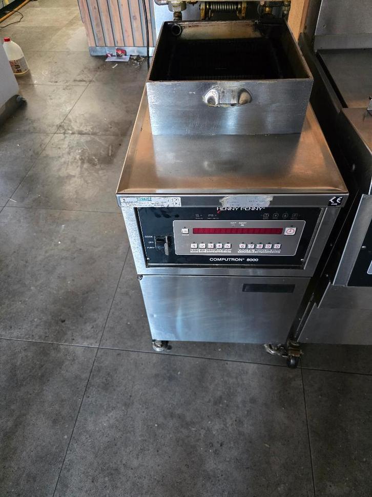 À VENDRE – FRITEUSE À PRESSION HENNY PENNY, Articles professionnels, Horeca | Équipement de cuisine, Cuisinière, Friteuse et Grils