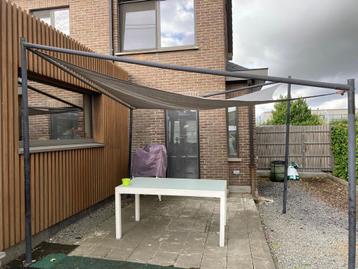 Schaduw overkapping 3,5m x 3,5m beschikbaar voor biedingen