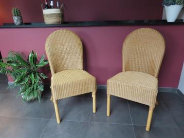 stoelen beschikbaar voor biedingen