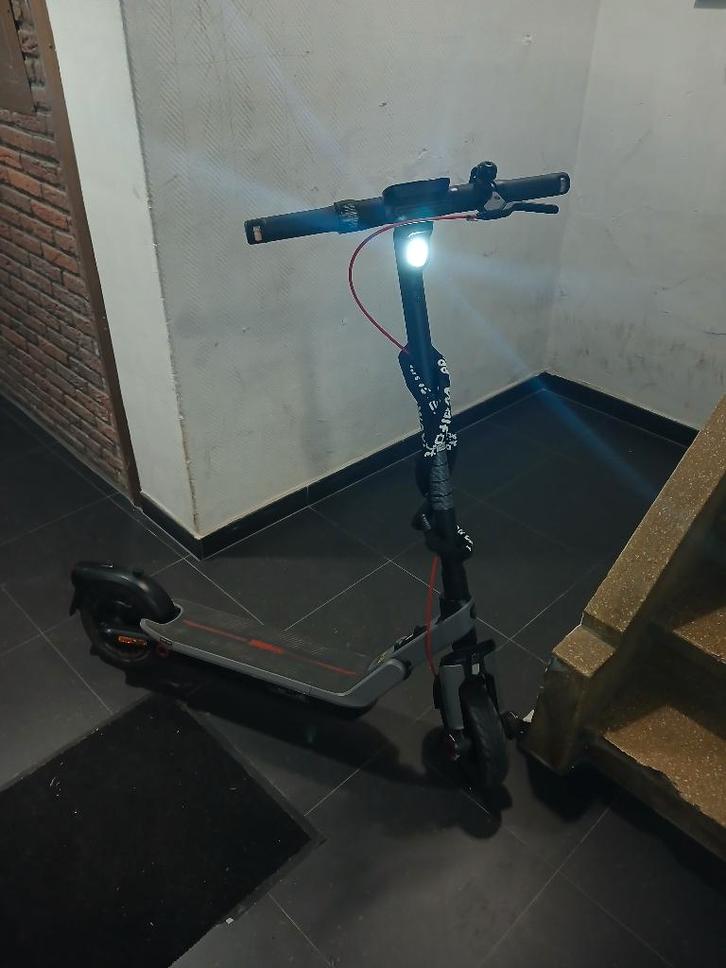 Ninebot  e3 e, Fietsen en Brommers, Steps, Zo goed als nieuw, Elektrische step (E-scooter), Ophalen