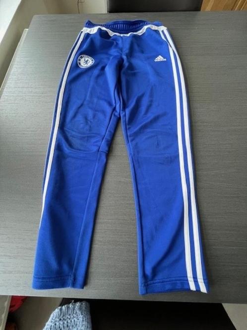 Adidas Pantalon de sport Chelsea, Enfants & Bébés, Vêtements enfant | Taille 152, Utilisé, Garçon, Vêtements de sport ou Maillots de bain