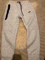 Pantalon Nike Tech, Neuf, Gris, Enlèvement ou Envoi, Taille 56/58 (XL)