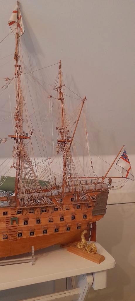 HMS Victory, originele houtkleur, geen zeilen, 1m10, Hobby & Loisirs créatifs, Modélisme | Bateaux & Navires, Enlèvement