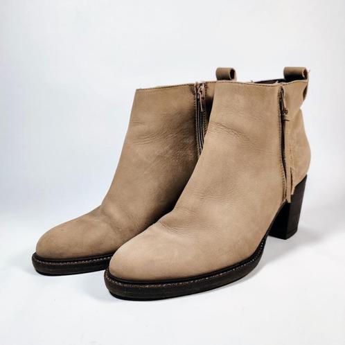 Sabatini bottines en daim taille 42, Vêtements | Femmes, Chaussures, Enlèvement