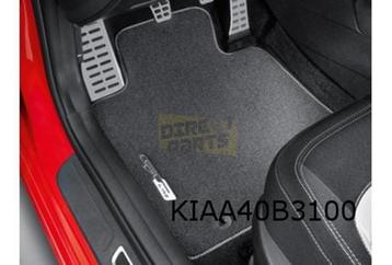 Kia Cee'd Mattenset 'velours' (4x) tekst "GT-line" Origineel beschikbaar voor biedingen