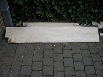 Lot vensterbanken / venstertabletten travertin beschikbaar voor biedingen
