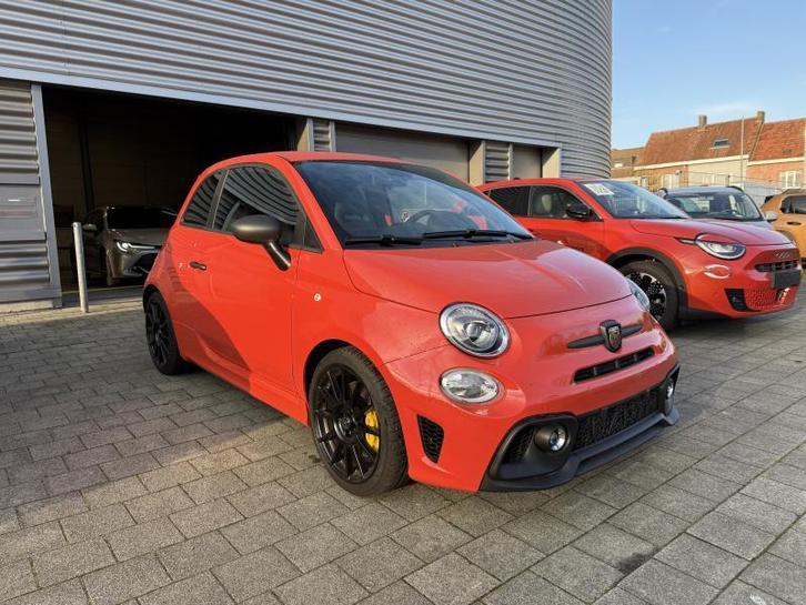 Abarth 695 Competitione, Autos, Abarth, Autres modèles, Airbags, Air conditionné, Alarme, Bluetooth, Ordinateur de bord, Verrouillage central