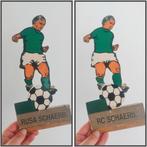 2 oude voetbal bordjes Schaerbeek, Ophalen of Verzenden