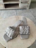 Nieuwe sandalen, instappers, H &M kitten heels, Kleding | Dames, Schoenen, Ophalen of Verzenden, Zo goed als nieuw, Instappers