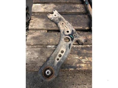Draagarm links-voor van een Volkswagen Golf, Auto-onderdelen, Ophanging en Onderstel, Volkswagen, Gebruikt, 3 maanden garantie