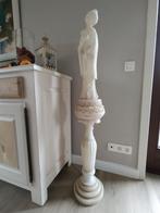 Chinees beeld op een gesculpteerde zuil, Huis en Inrichting, Woonaccessoires | Zuilen en Pilaren, Ophalen, Zo goed als nieuw