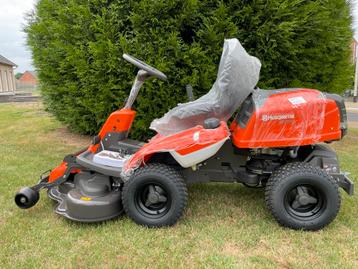 Nieuwe Husqvarna R 214C met 2 jaar garantie  prijs 3950€, Enlèvement, Comme neuf, Vitesses