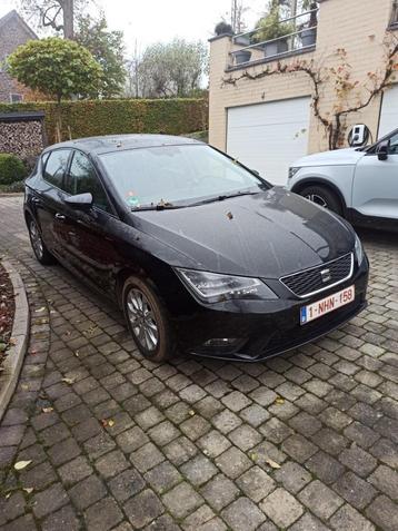 seat leon tdi disponible aux enchères