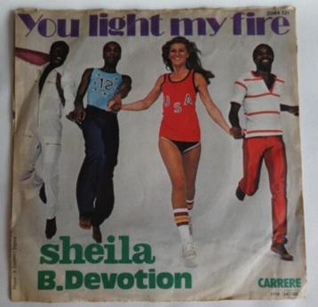 VINYLE SIMPLE DE 7" DE SHEILA B. DEVOTION You light my fire,